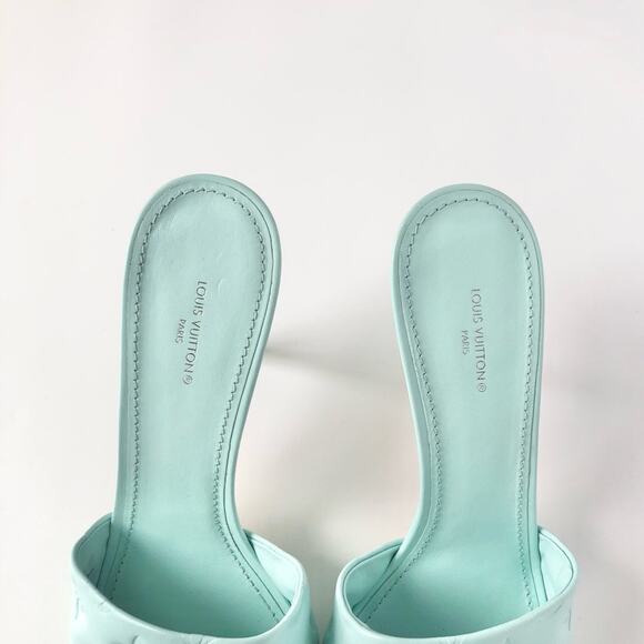 NIB Louis Vuitton Revival Monogram Emboss Leather Heeled Mules Sandals 41 - Picture 5 of 12